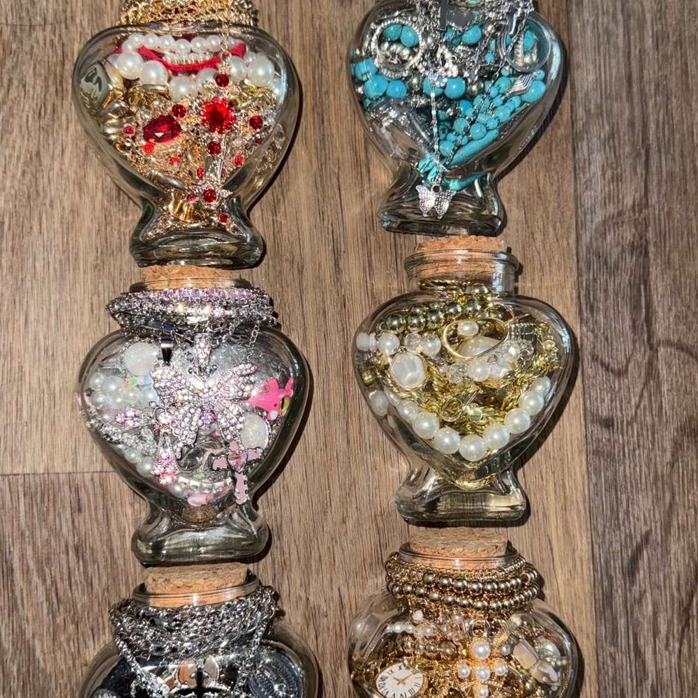 Heart-Shaped Glass Jewelry Holders